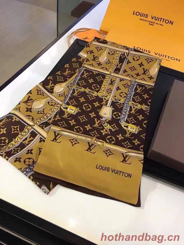 Louis Vuitton Scarf LVS00013